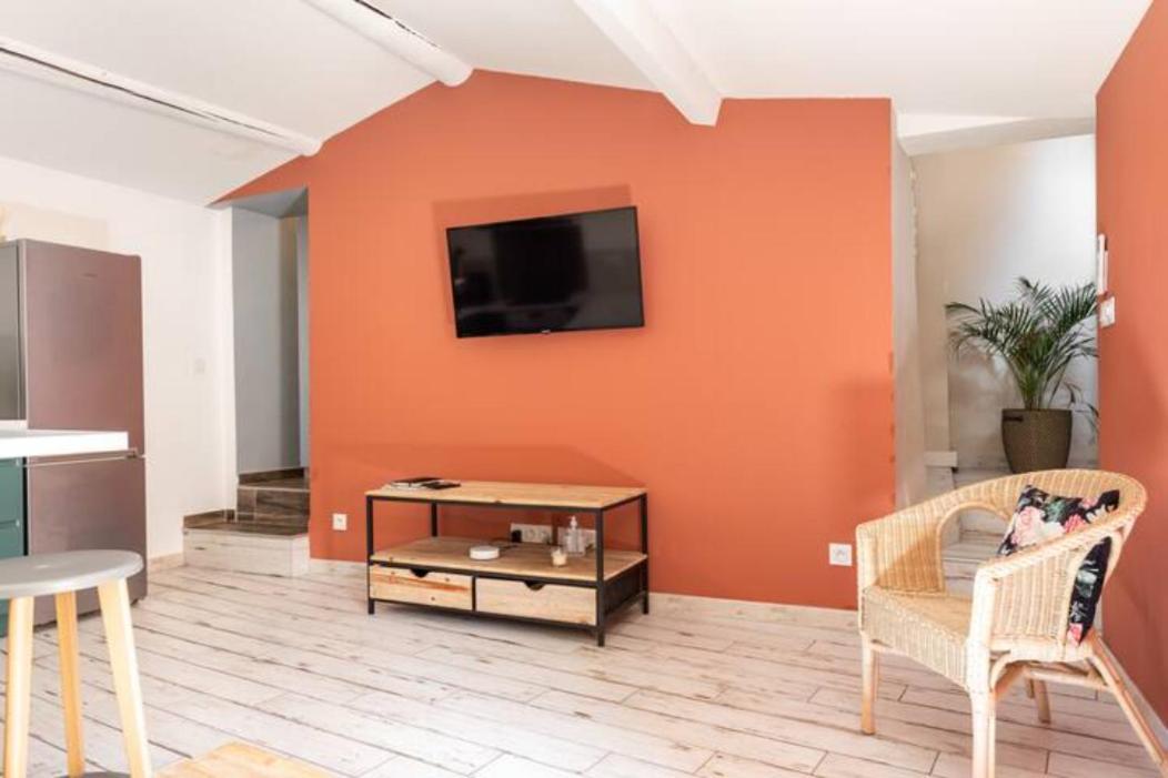 Le Marronnier 2 Apartment LʼIsle-sur-la-Sorgue Екстериор снимка